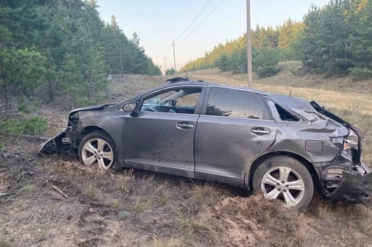    В Воронежской области два человека погибли, перевернувшись в машине