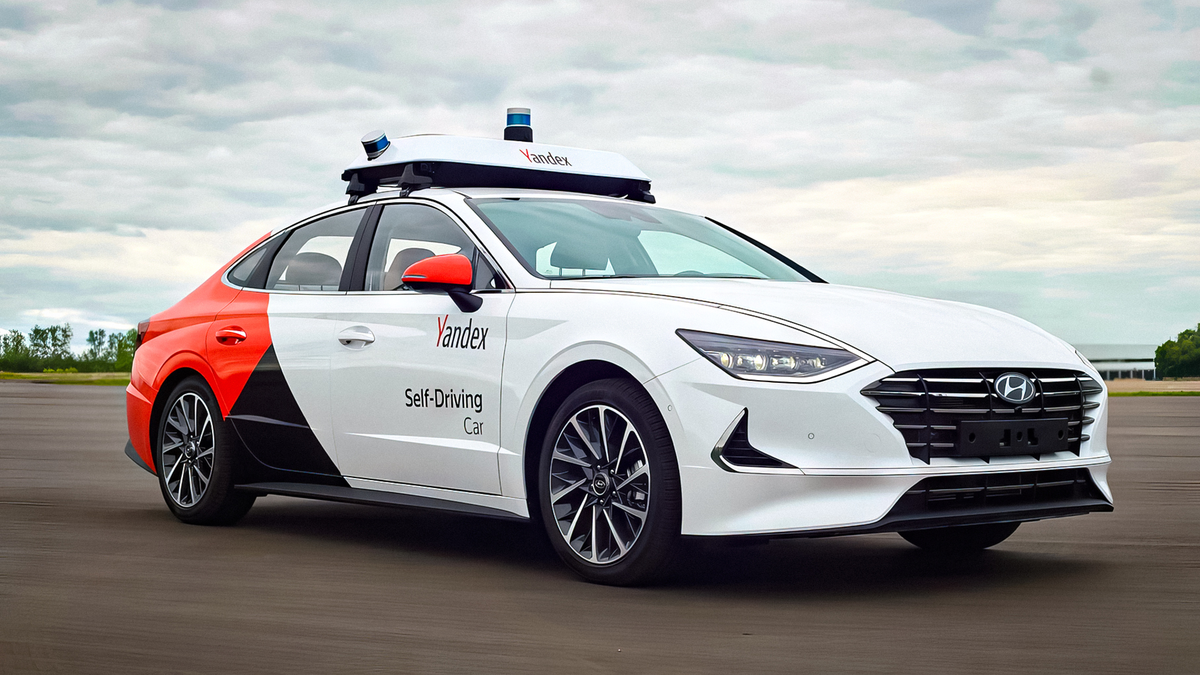 Источник: https://motor.ru/news/yandex-new-brand-14-06-2024.htm