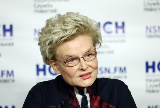    Елена Малышева