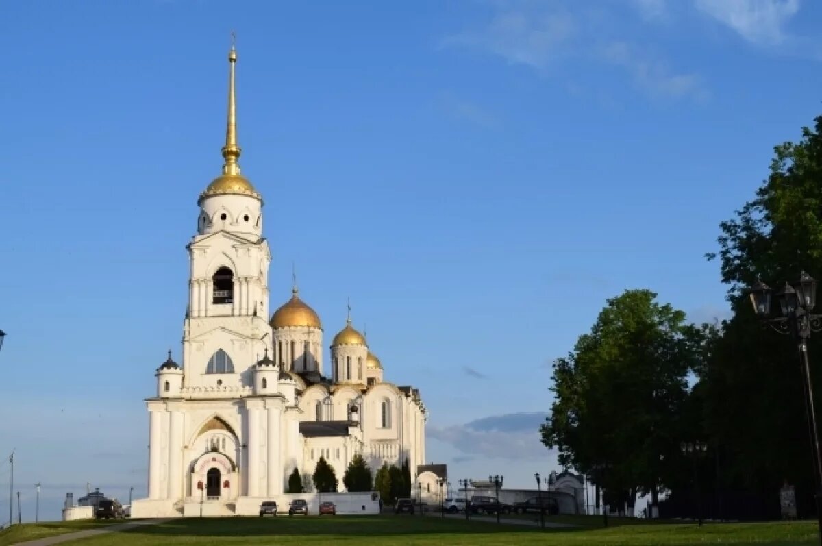    Теперь Успенским собором можно наслаждаться в вечернее и ночное время