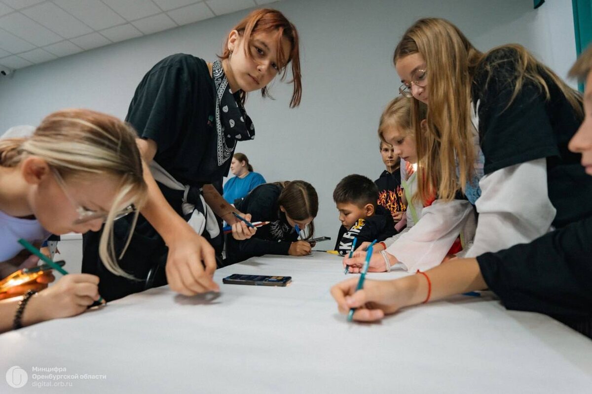  📷    В Центре активного отдыха «Березки» для оренбургских школьников прошел «День цифры» Марина Шарт