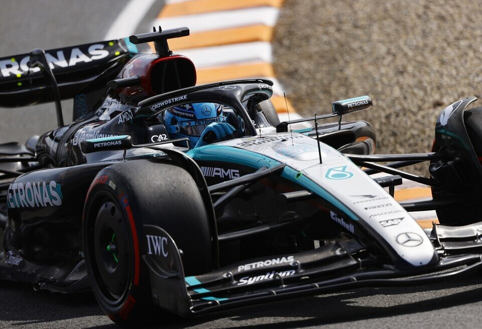    «В субботу может резко изменится». Рассел не уверен в шансах MercedesLAT Images / Mercedes