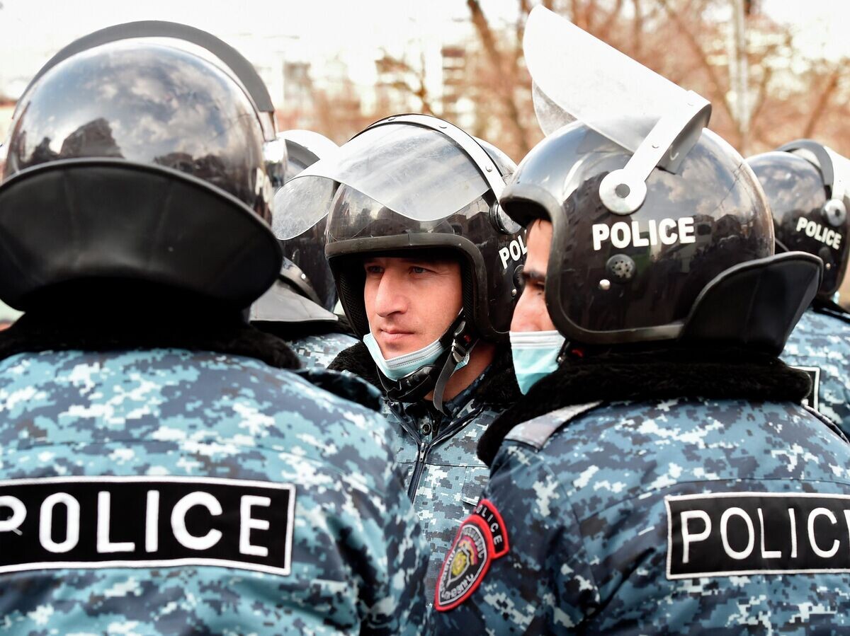    Сотрудники полиции в Ереване© Sputnik / Асатур Есаянц