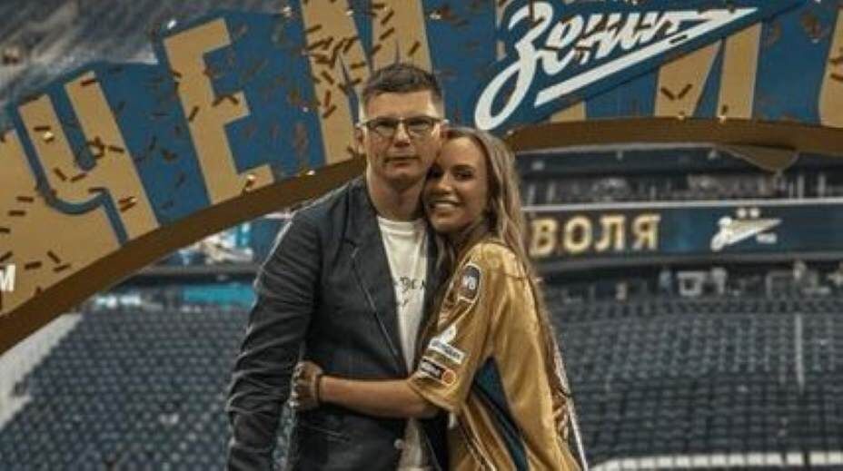    Андрей Аршавин и его избранница Анна Петрушина. Фото: Соцсети героя публикации