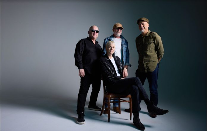 Pixies. Фото Трэвис Шинн