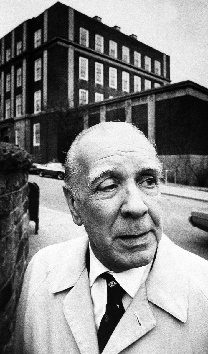    Первый прозаический сборник Борхеса «История вечности» издали в 1936 году EAST NEWS