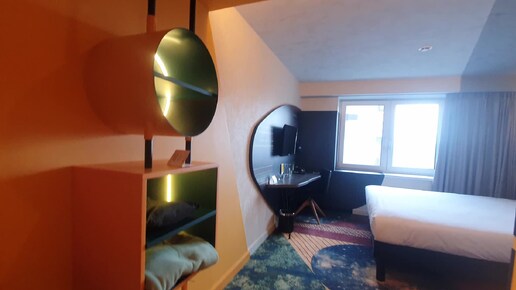 В номере гостиницы Ibis Styles, Челябинск