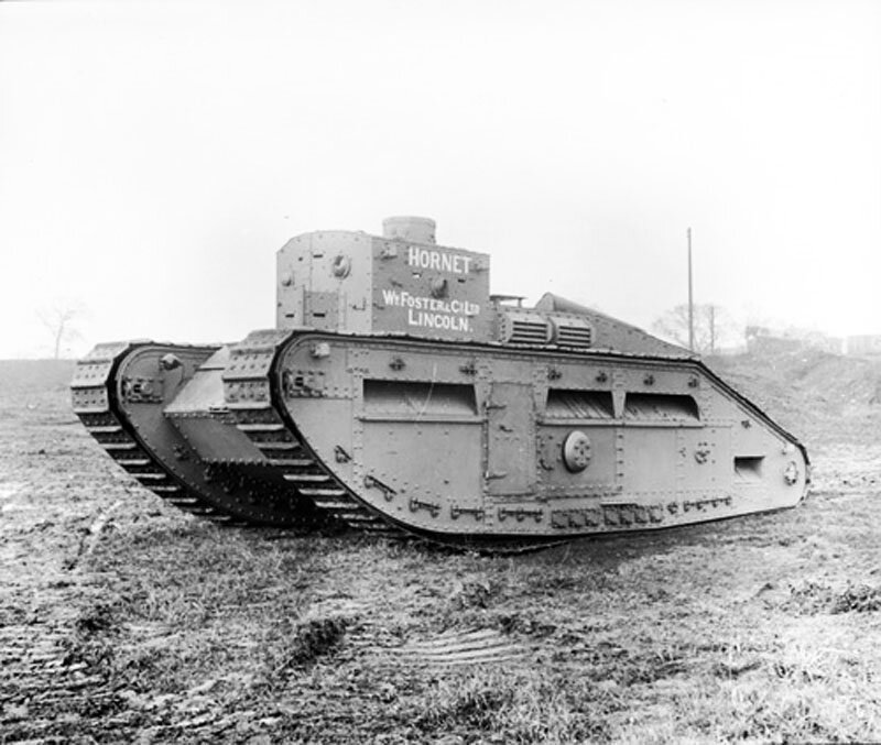 Средний танк "Шершень" собственной персоной. Фотография в свободном доступе.