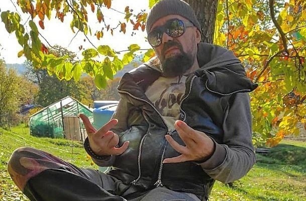    Фото: vk.com/bogdantitomir_official Анастасия Манцова