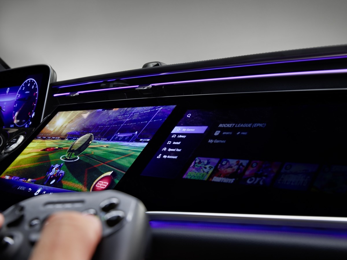    В автомобилях Mercedes-Benz появятся Steam и Epic Games Store