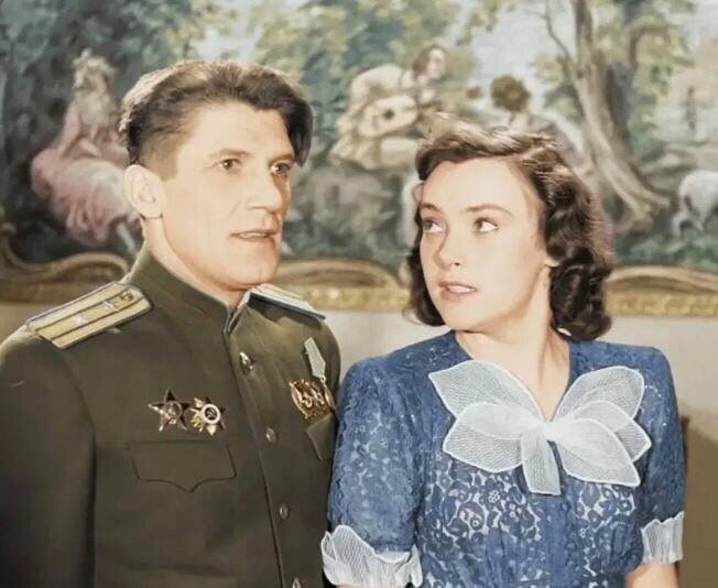 Николай Крючков любил порыбачить, но в фильмах с удочкой почти не снимался