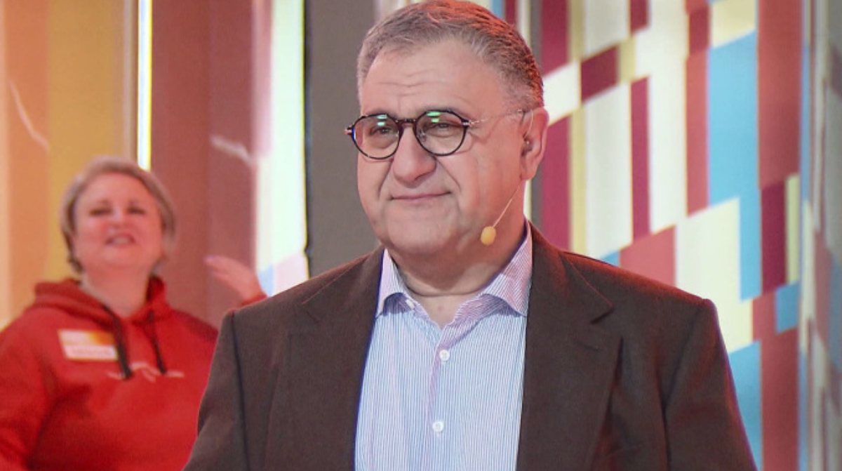 Александр Акопов
