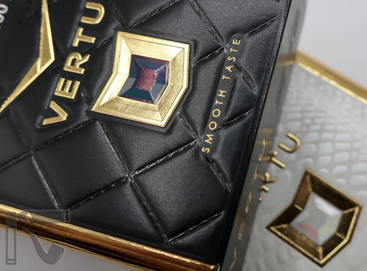 Сигареты Vertu. Фото: © канал "Уголок Курильщика"