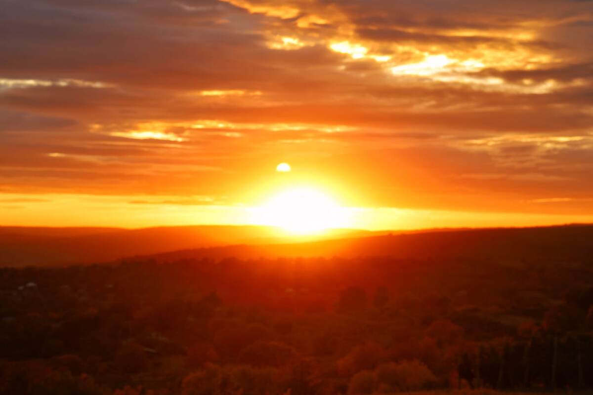 Тот самый закат, который снимала осенью, а описала весной
