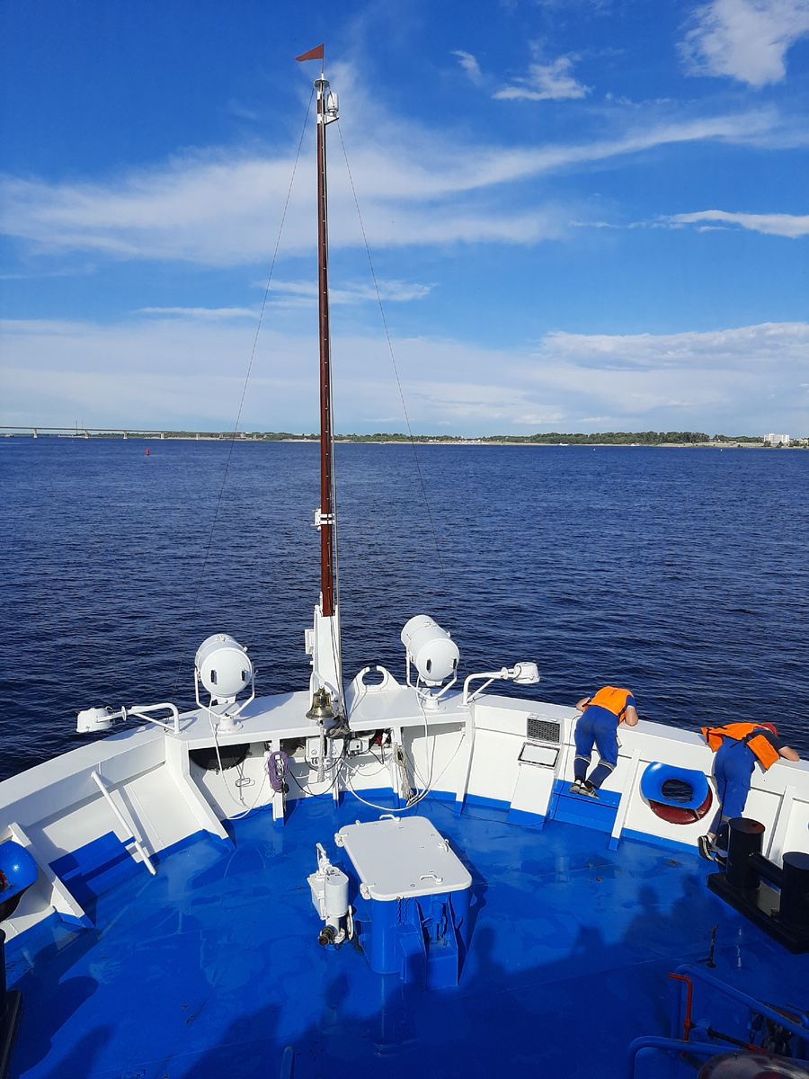 Вперёд, по курсу 