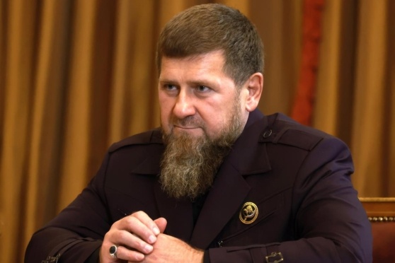    Кадыров сообщил, что шестеро бойцов ВС РФ вывели 40 срочников из окружения в Курской области Анастасия Романова