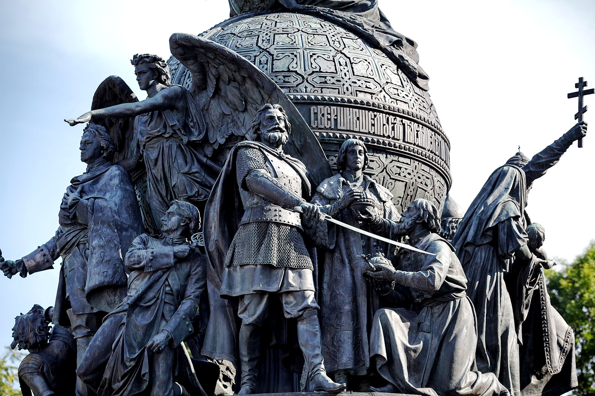 Памятник "Тысячелетие России". Фото из Интернета