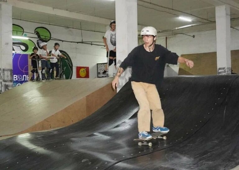    Оренбуржцы принимают участие в Международном конкурсе-премии уличной культуры и спорта Марина Шарт