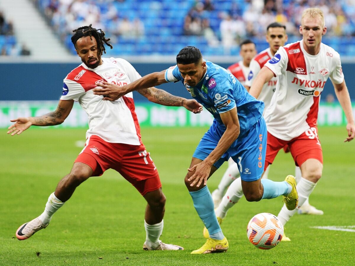    Эпизод из матча "Зенит" - "Спартак"© РИА Новости / Алексей Даничев