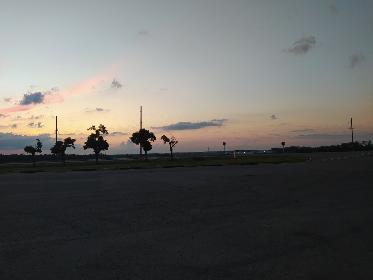 наша остановка на заправке в районе станицы Брюховецкой