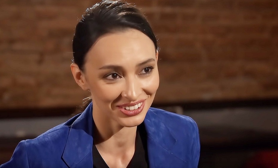    Салихова заявила, что «Спартаку» в матче с «Зенитом» не хватало Александра Соболева. Фото: YouTube-канал Ксении Собчак