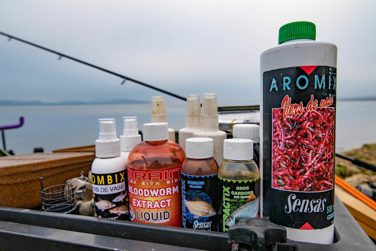 Зимой и осенью лучше использовать более насыщенные и "тёплые" ароматы