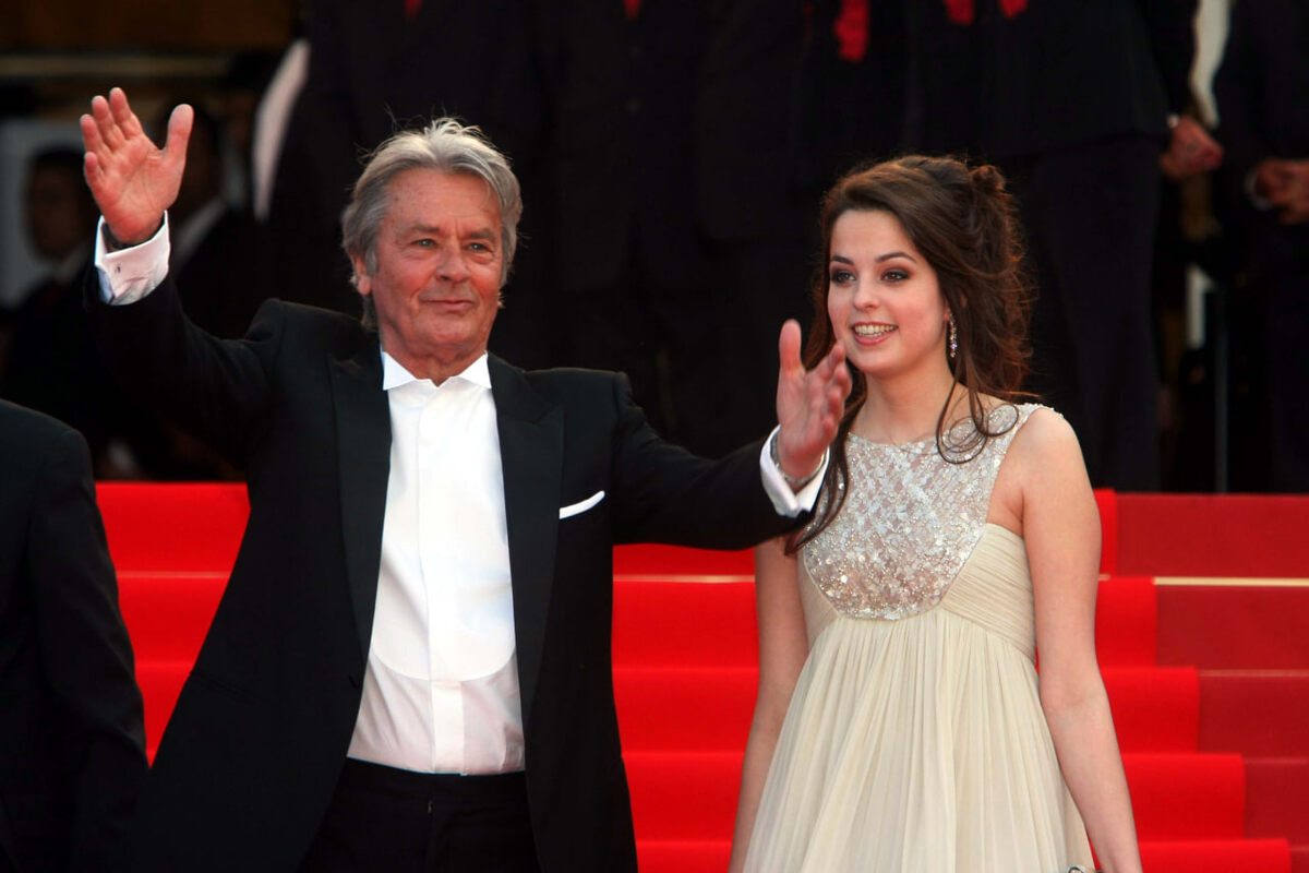    Ален Делон с дочерью Анушкой, 2010. ФОТО: Alec Michael/Global Look Press