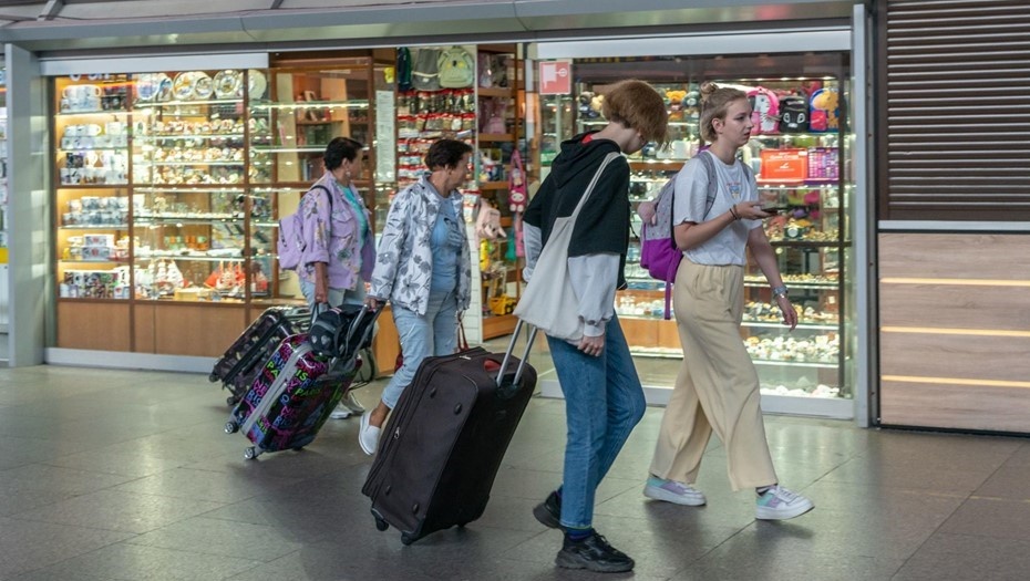    Зал ожидания Московского вокзала Санкт-Петербурга. Автор фото: Тихонов Михаил