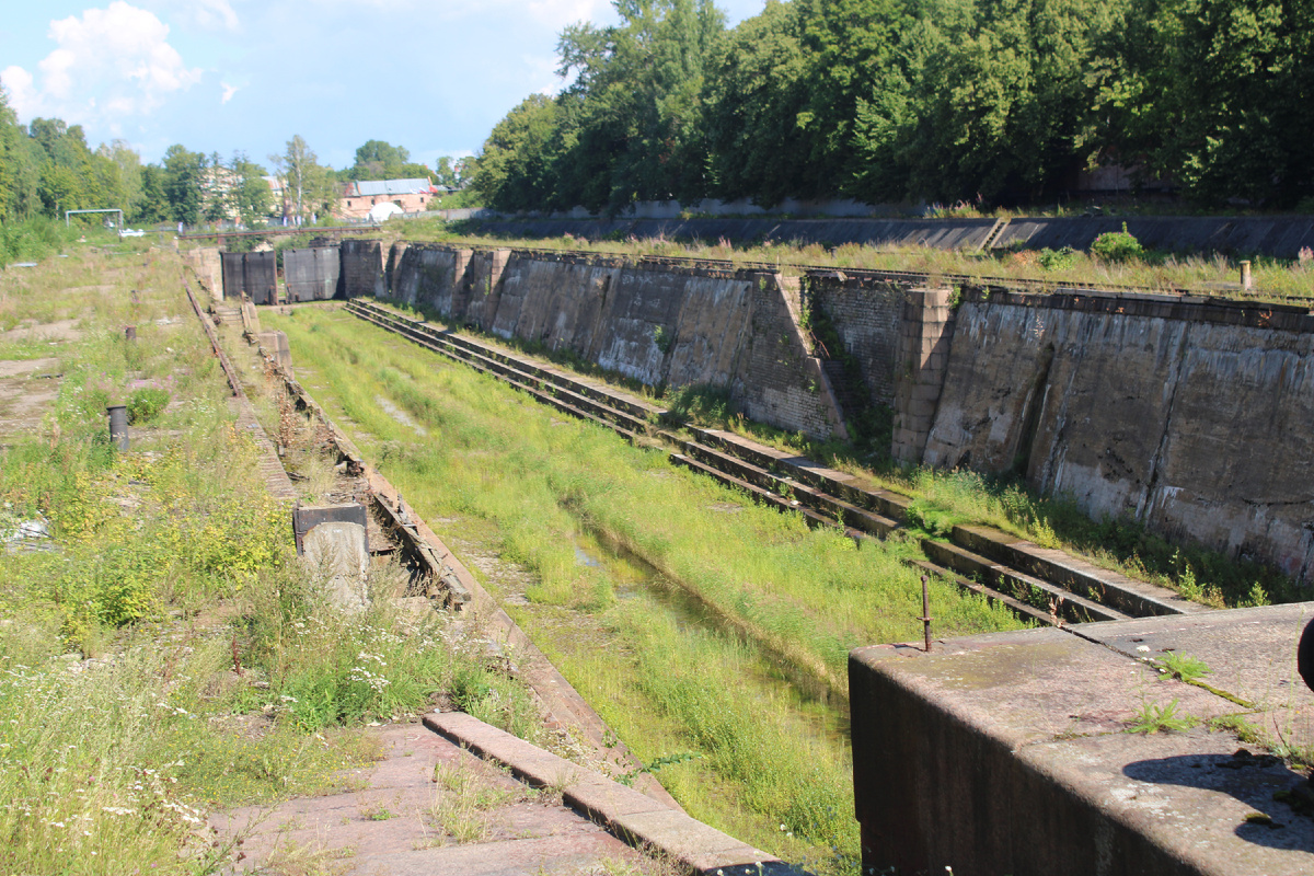 Док выглядит так