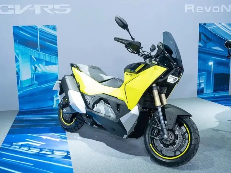    Kymco показала концепт скутера с «внешностью» спортивного мотоцикла