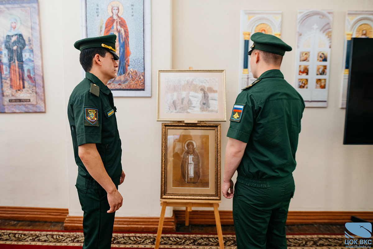 23.08.2024 г. В Центральном офицерском клубе Воздушно космических сил (ЦОК ВКС) состоялась ежемесячная патриотическая акция-концерт «Vместе мы сила! Zа нами Россия!-3
