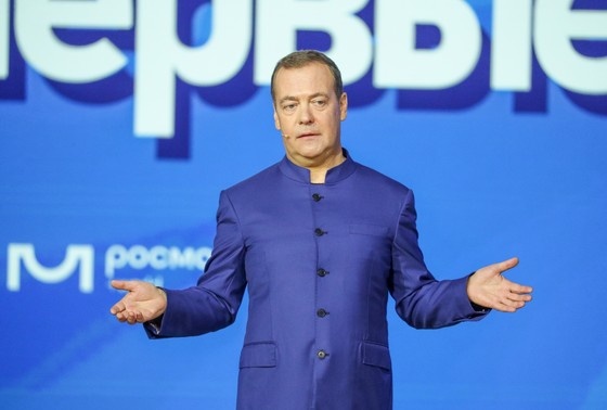    Дмитрий Медведев