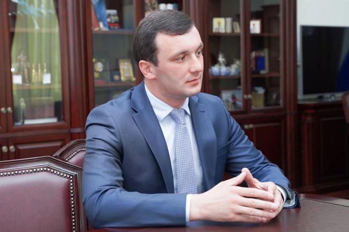    Замглавы думы Владикавказа извинился за друзей, ударивших врача в больнице