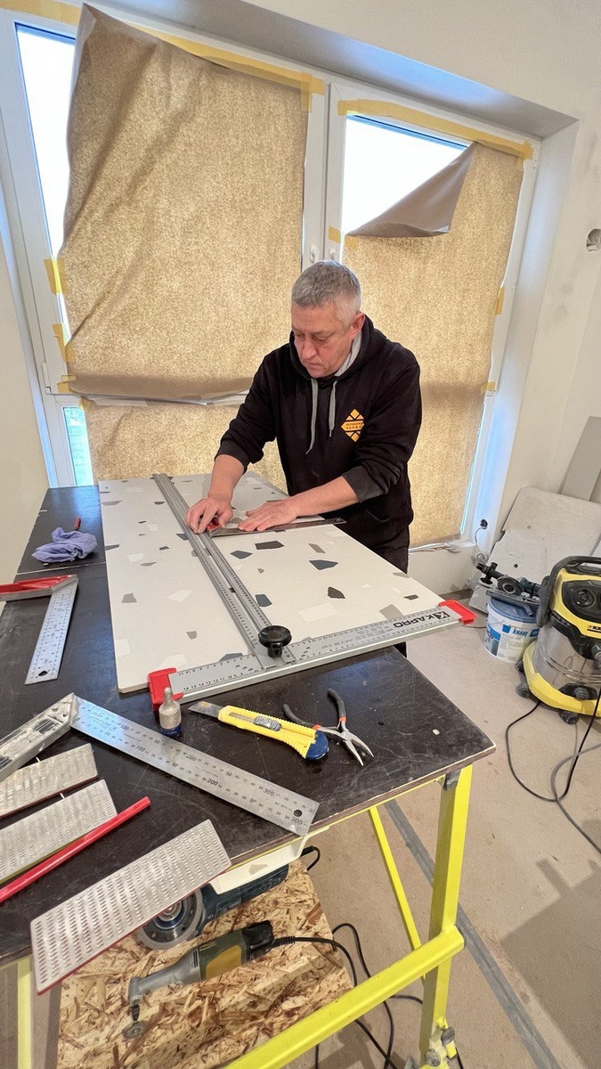 Дмитрий Бунда - мастер с Сургута