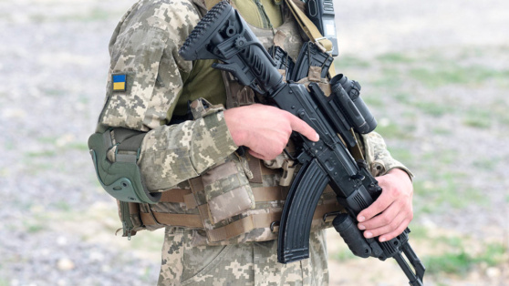    The Guardian: атакой вглубь России Киев хочет показать уязвимость объектов, близких к Москве Татьяна Сидорова