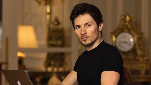     Фото: @durov   
 Текст: Алёна Задорожная