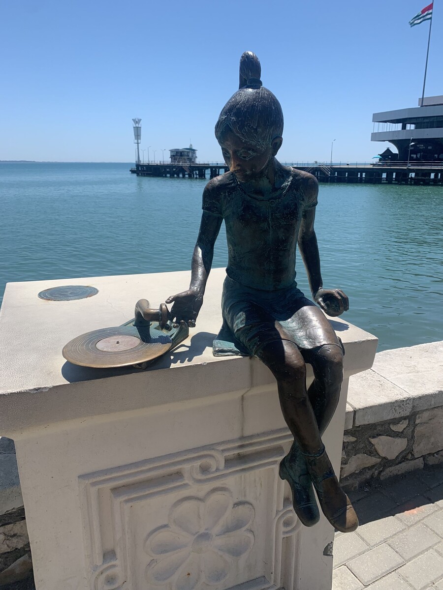 Скульптура в Абхазии