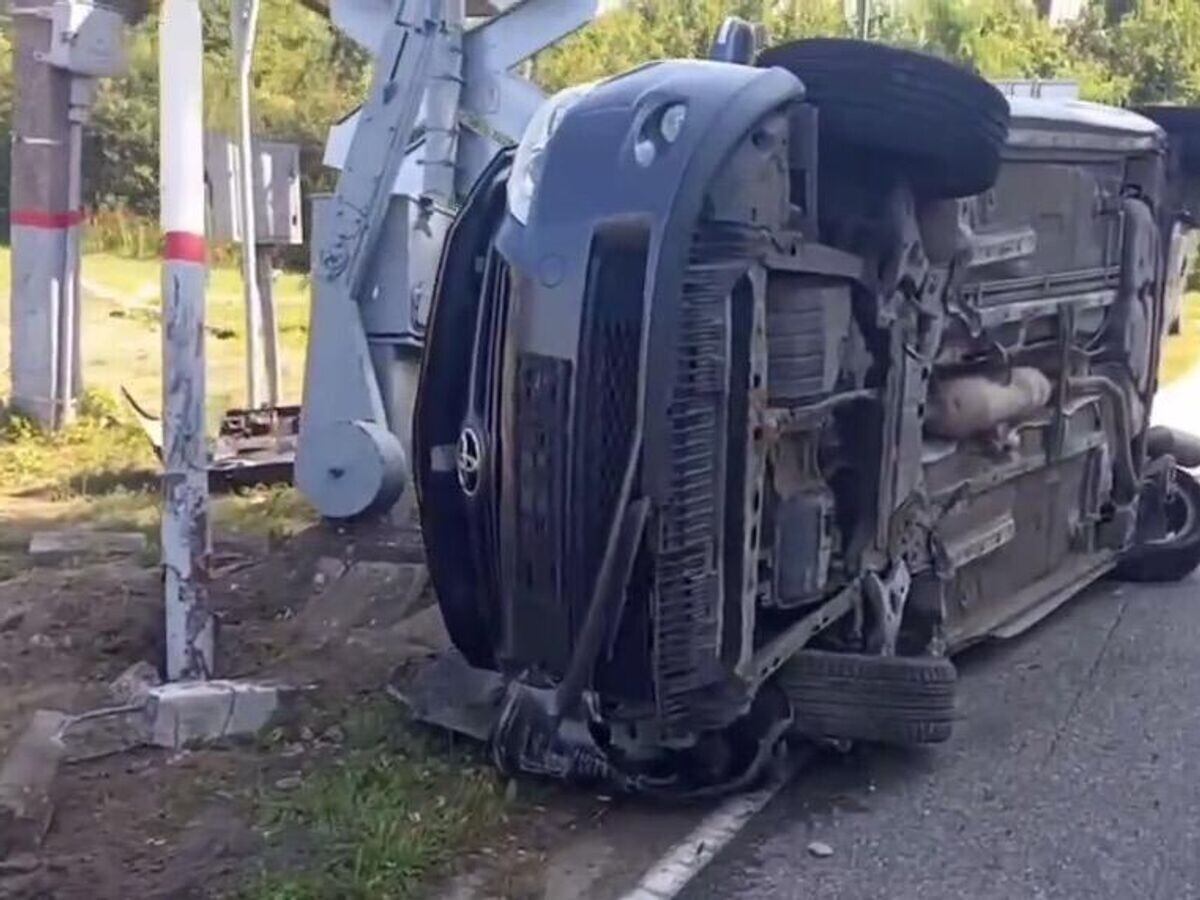    ДТП в поселке Приморске Балтийского района под Калининградом © МВД 39/Telegram