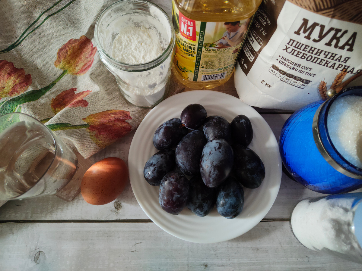 У меня крупные и сладкие молдавские сливы.