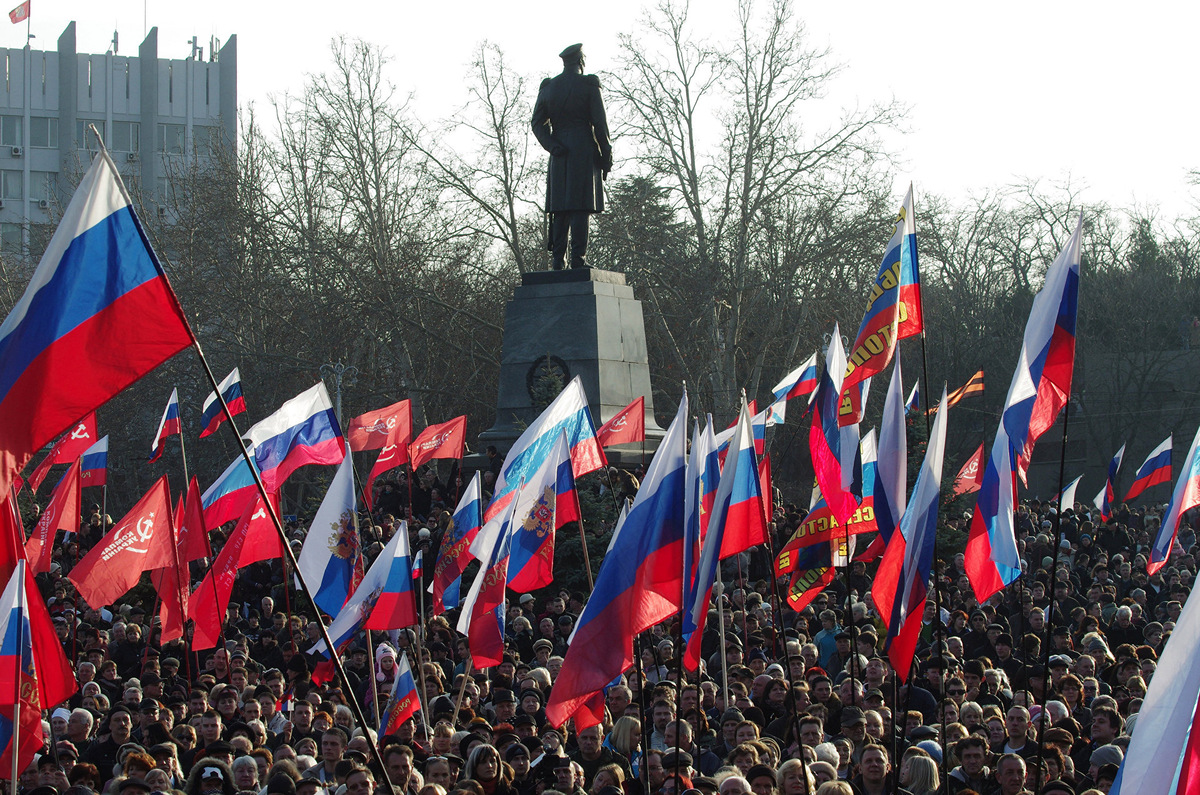 Митинг на площади Нахимова в Севастополе, 2014 год 