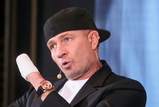    Роман Костомаров