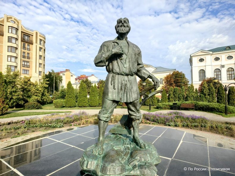 Памятник «Тамбовскому мужику». Фото автора.