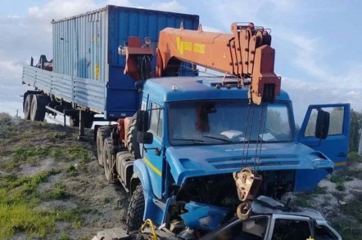    По вине камазиста в Кузбассе погибли три человека, среди которых ребёнок