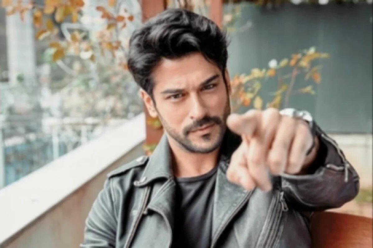    В Альметьевске поклонницы Бурака Озчевита встретились с кумиром