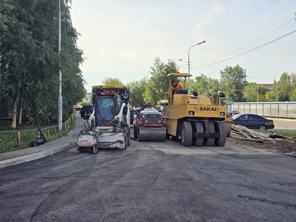    В Сургуте продолжаются ремонты внутриквартальных проездов