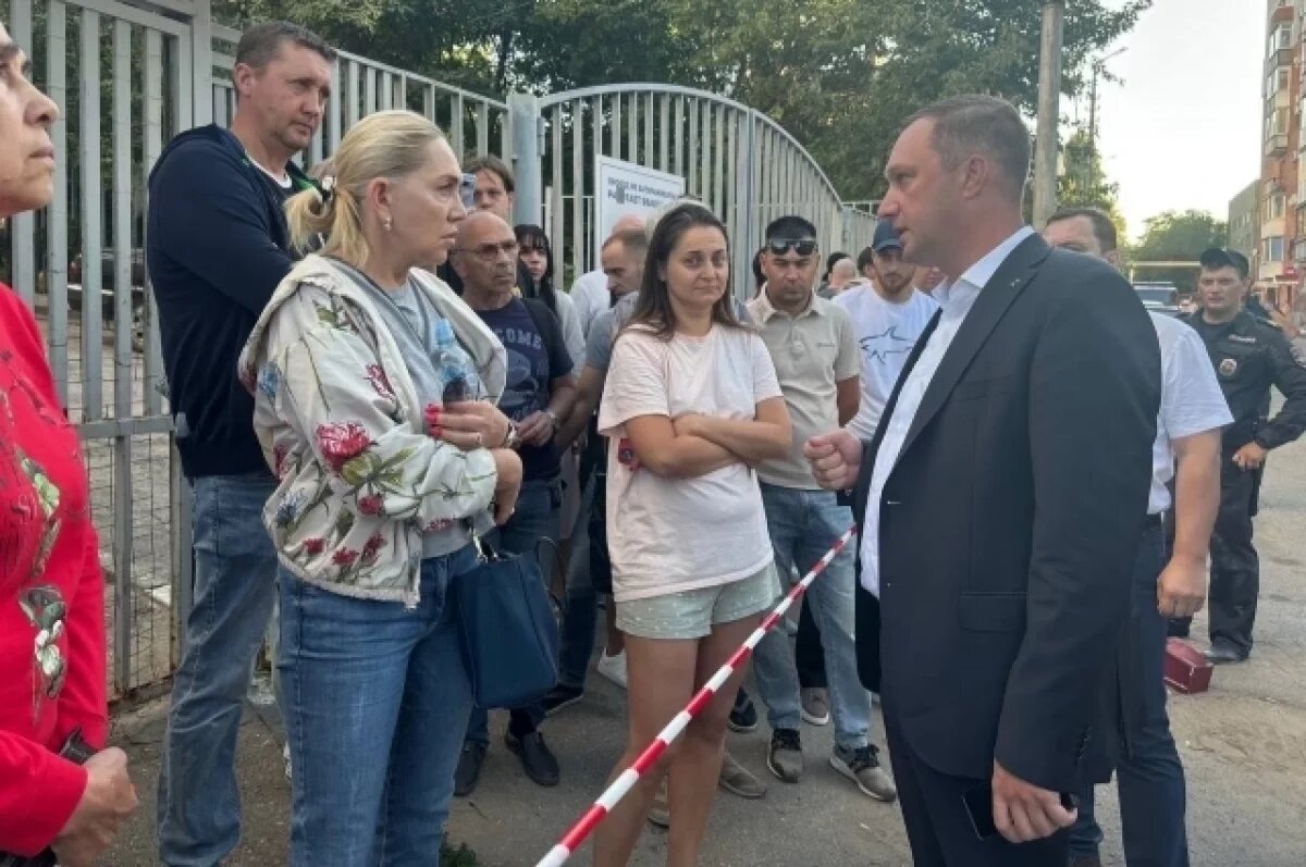    Губернатор Бусаргин провел совещание после атаки БПЛА в Саратове