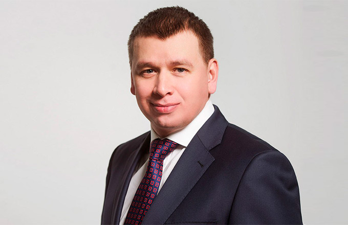 Гендиректор ПАО "Мечел" Олег Коржов: "Благоприятная рыночная конъюнктура на продукцию металлургического дивизиона и оптимизация продуктовой линейки позволили даже при снижении объёмов реализации нарастить выручку п/п, но увеличение себестоимости вследствие роста закупочных цен на кокс и железорудное сырье, расходов на оплату труда и энергоресурсы повлекло отрицательную динамику финансового результата"