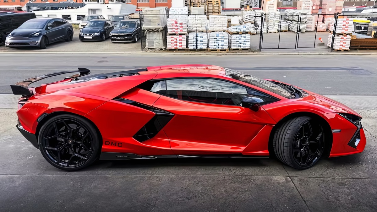 ©Lamborghini