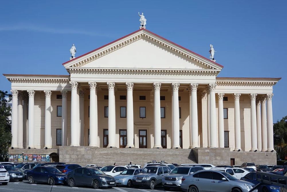    фото: zimniyteatr.ru