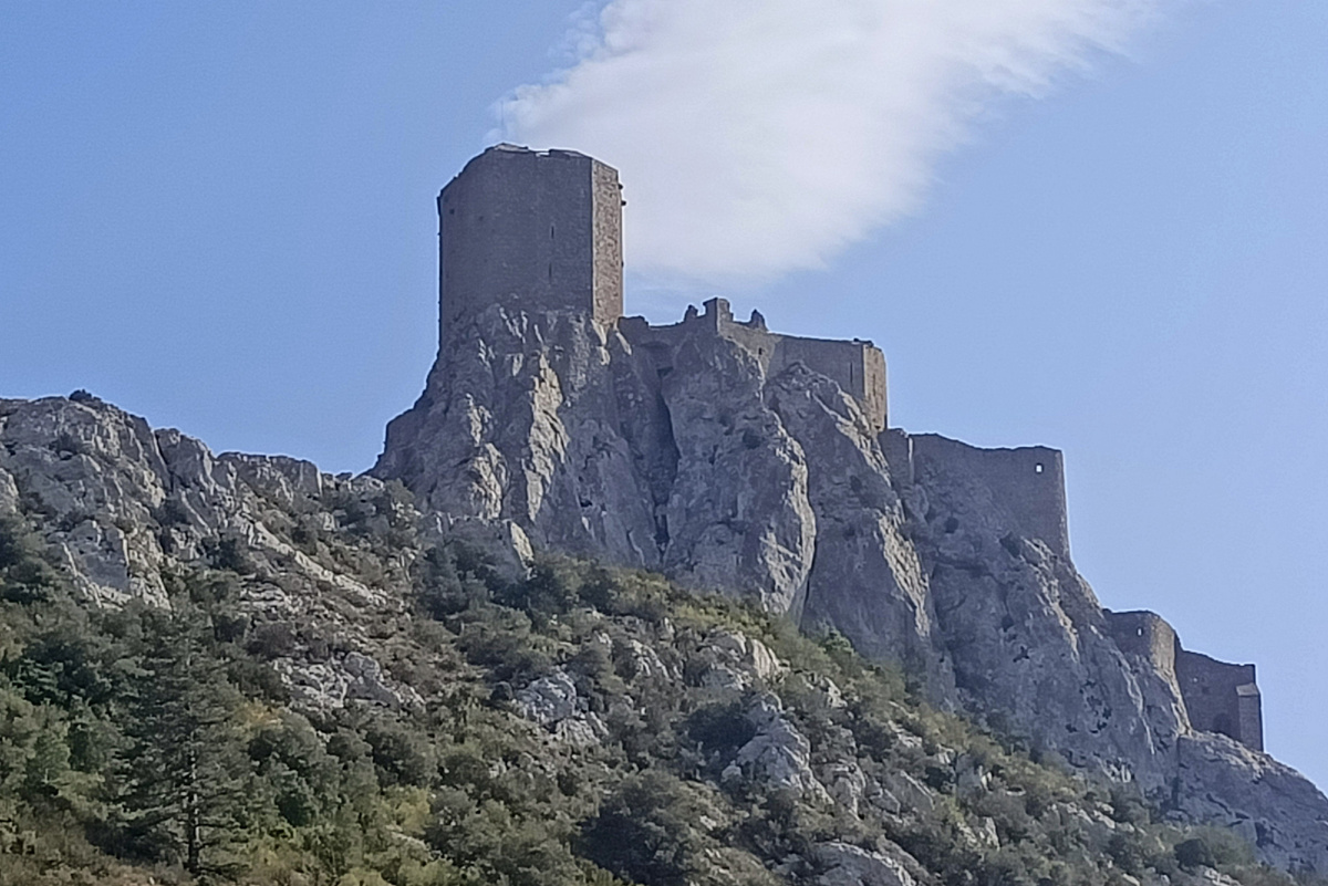 Донжон  замка Queribus. Corbieres. France. Фото автора. 